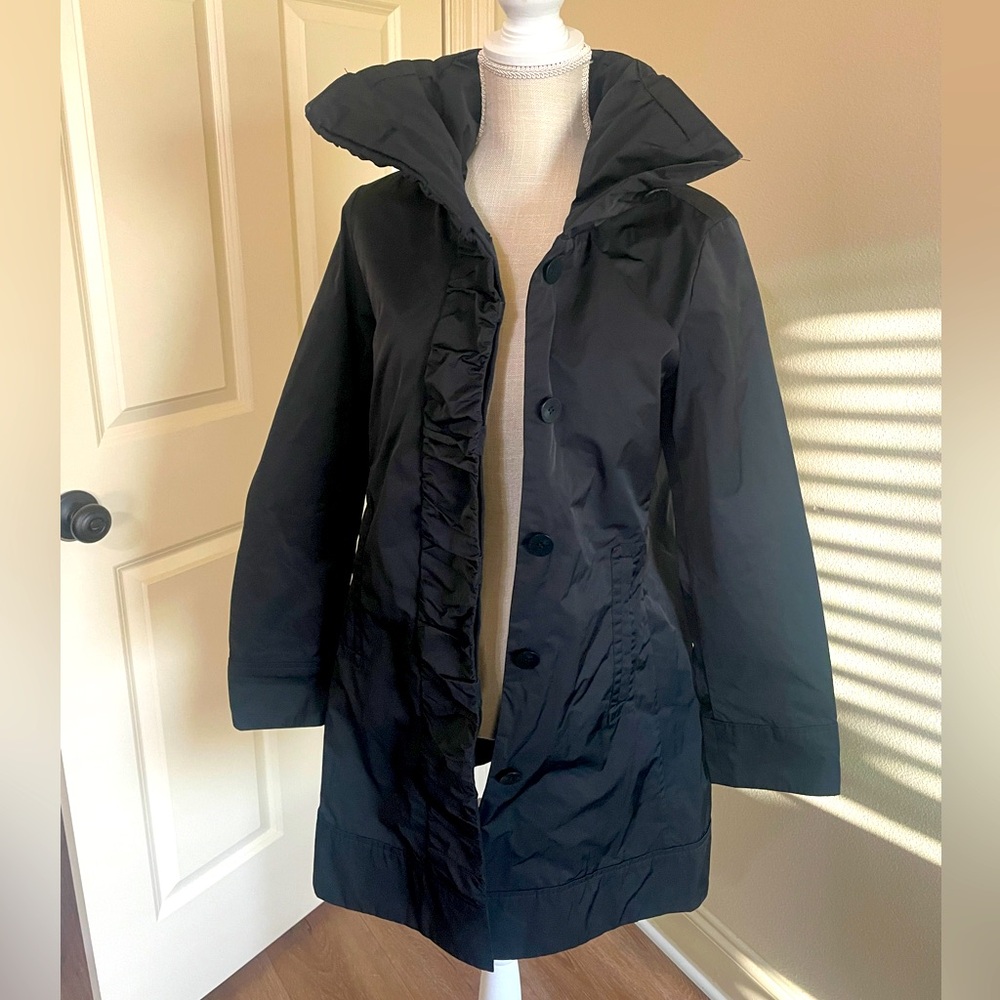 Rainforest Packable Travel Coat Black Small Hood
